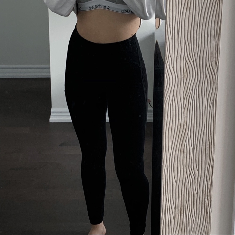 aritzia tna leggings